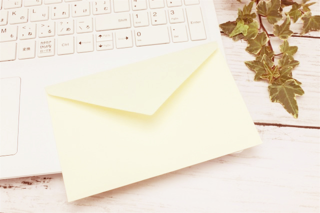 看護師/助産師歴20年以上の心理セラピスト関谷陽子が流産・中絶の罪悪感、子どもの不登校の悩みなど自分を責めてしまう女性の心をケアします｜Bright future. | FRONT